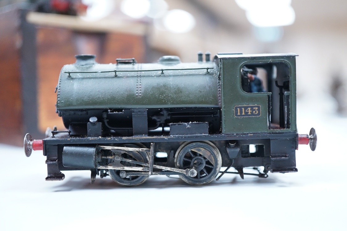 Three EM gauge GWR model railway locomotives scratch built or adapted from kits by John Worsley; 0-4-2T, 5812, 0-4-2T, 1468, and 0-4-0ST, 1143, all well detailed models.